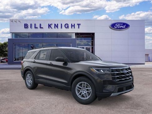 New 2026 Ford Explorer Active RWD image 7