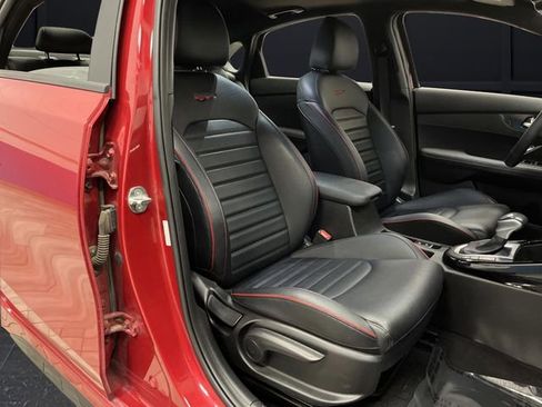 Used 2023 Kia Forte GT w/ GT2 Package image 30