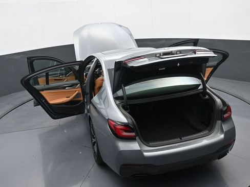 Used 2023 BMW 540i xDrive w/ M Sport Package image 43