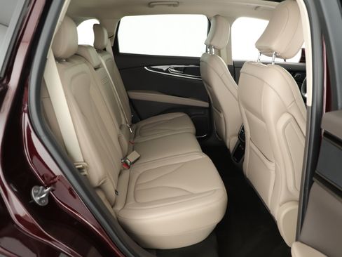 Used 2023 Lincoln Nautilus Reserve AWD/4WD image 20