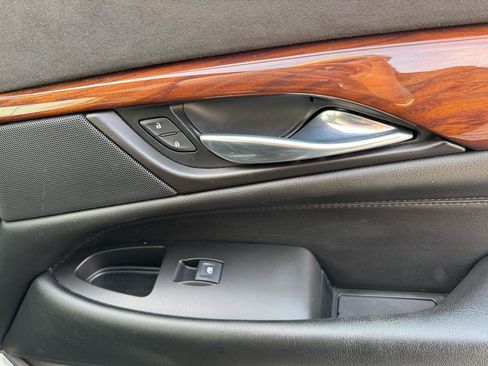 Used 2015 Cadillac Escalade Premium image 38