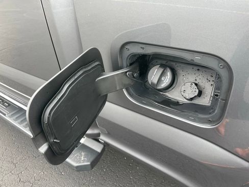 Used 2021 Ford F250 Lariat w/ Lariat Value Package image 65