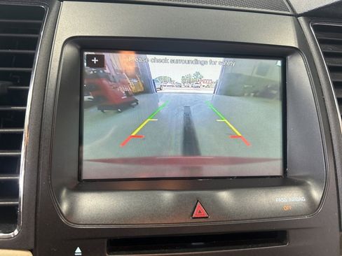 Used 2017 Ford Taurus SEL w/ Equipment Group 201A image 33