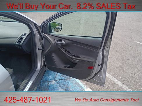 Used 2018 Ford Focus SE FWD image 21