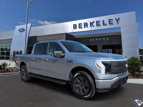 Used 2025 Ford F150 Lightning Flash AWD/4WD image 1
