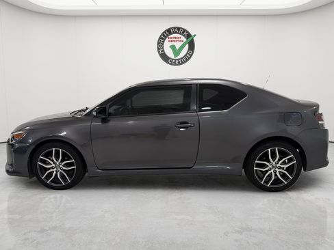 Used 2015 Scion tC FWD image 2