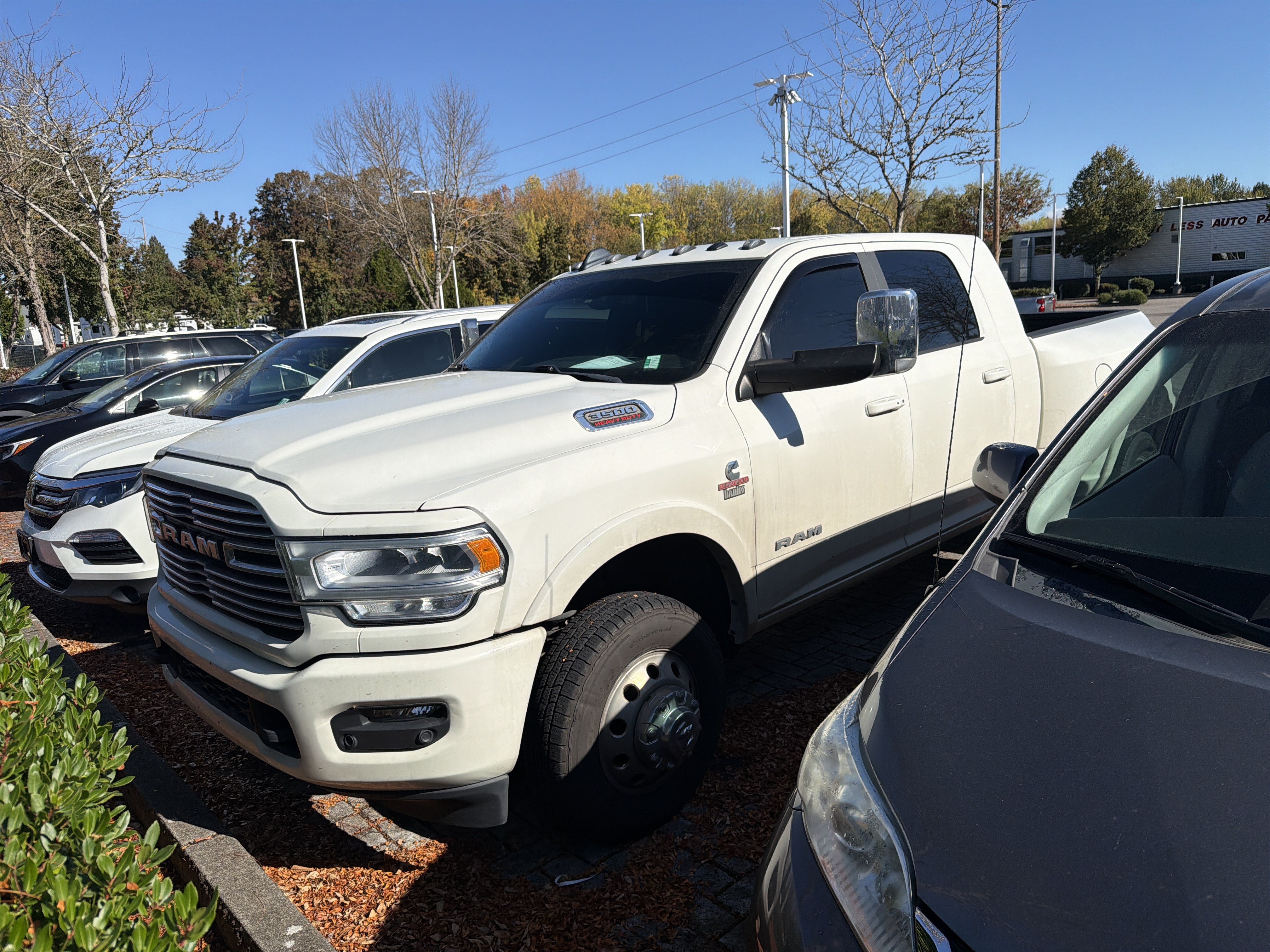 Used 2022 RAM 3500 Laramie AWD/4WD image 1