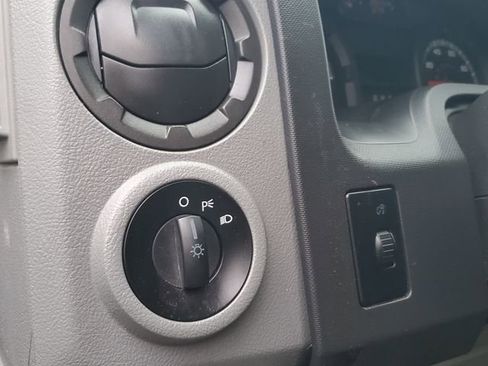 Used 2013 Ford E-350 and Econoline 350 XL image 15