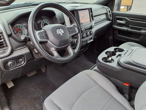 Used 2024 RAM 2500 Big Horn w/ Bed Utility Group image 28