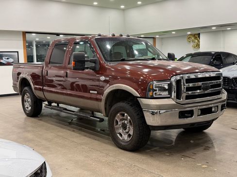Used 2006 Ford F250 King Ranch image 2