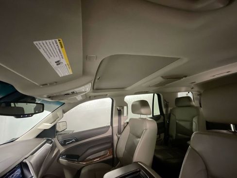 Used 2018 Chevrolet Tahoe Premier image 19