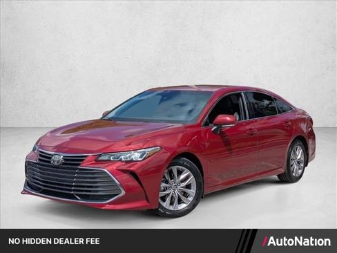 Used 2019 Toyota Avalon XLE FWD image 1