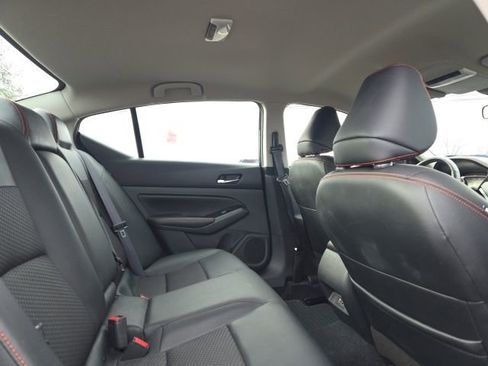 Used 2023 Nissan Altima 2.5 SR image 15