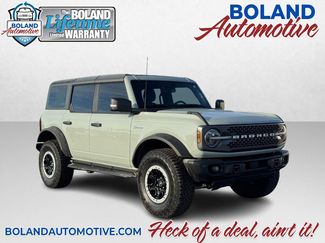 Used 2023 Ford Bronco Badlands video 1