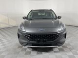 Used 2020 Ford Escape SE image 2