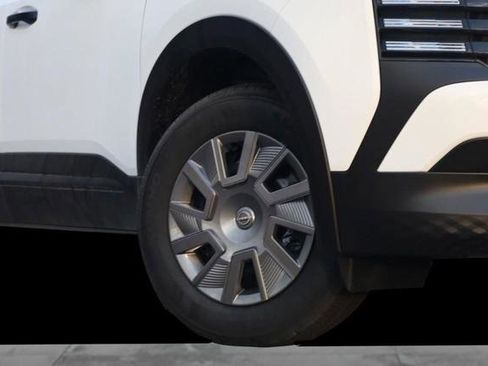 New 2026 Nissan Kicks S image 3