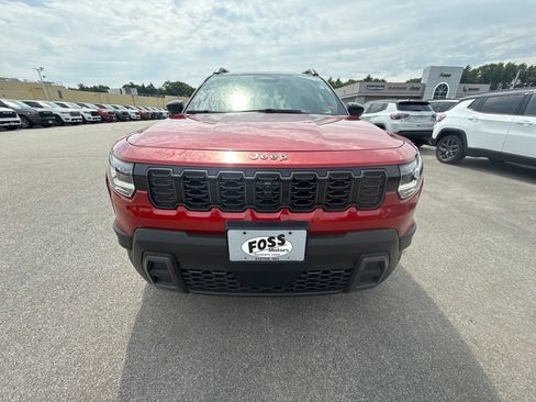 New 2026 Jeep Cherokee Overland w/ Trailer Tow Group AWD/4WD image 8