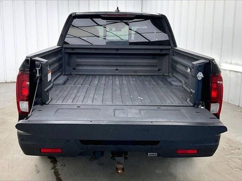 Used 2020 Honda Ridgeline Black Edition image 35