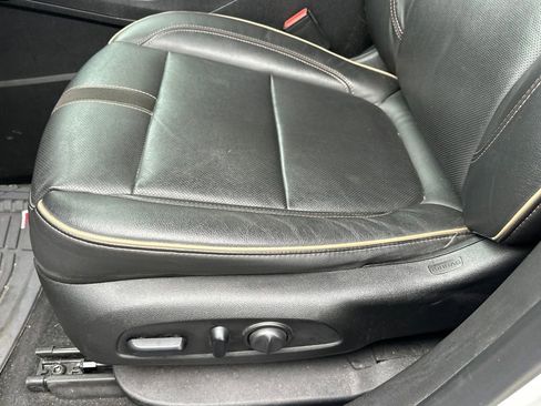 Used 2020 Chevrolet Blazer Premier w/ Driver Confidence II Package image 8