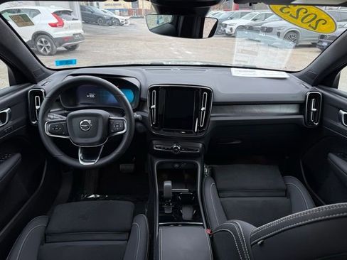 Certified 2023 Volvo C40 P8 Recharge Plus w/ Climate Package image 21