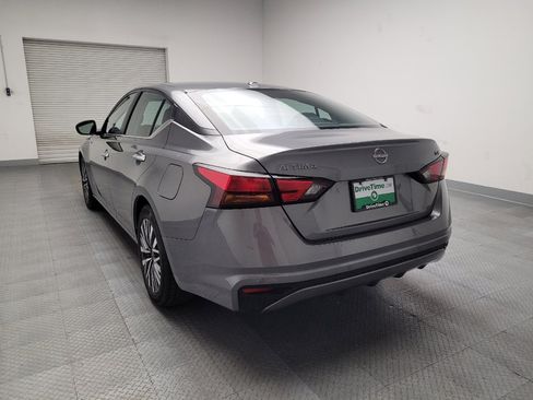 Used 2023 Nissan Altima 2.5 SV image 6