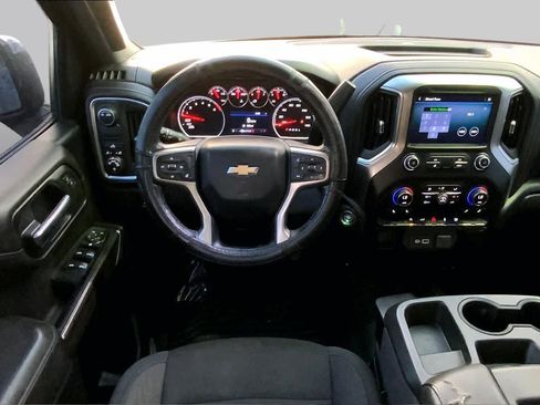 Used 2021 Chevrolet Silverado 1500 LT RWD image 6