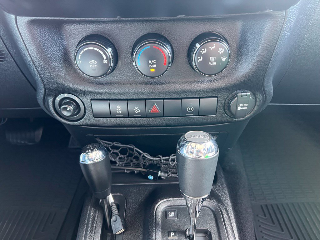 Used 2011 Jeep Wrangler Sahara w/ Trailer Tow Group AWD/4WD image 23