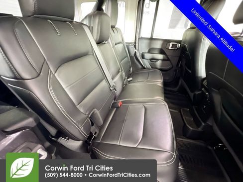 Used 2021 Jeep Wrangler Unlimited Sahara AWD/4WD image 16