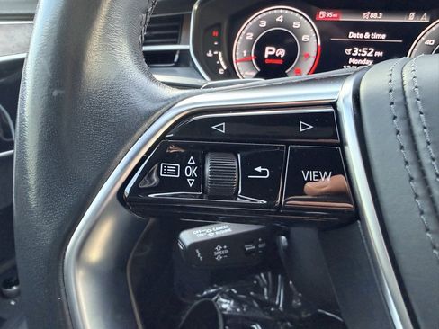 Certified 2022 Audi A8 L 3.0T w/ Executive Package image 39
