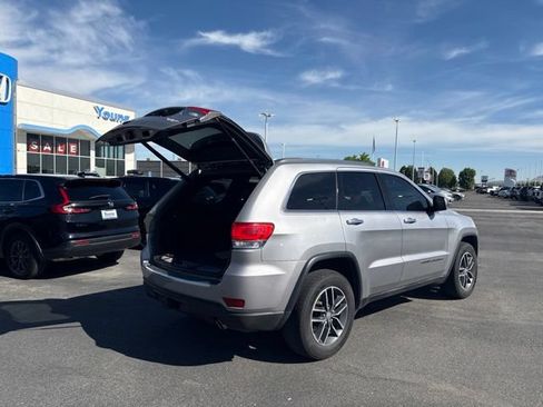 Used 2018 Jeep Grand Cherokee Limited w/ Trailer Tow Group IV AWD/4WD image 24
