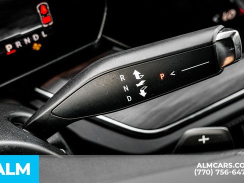 Used 2025 Chevrolet Tahoe Z71 w/ Comfort Package image 33