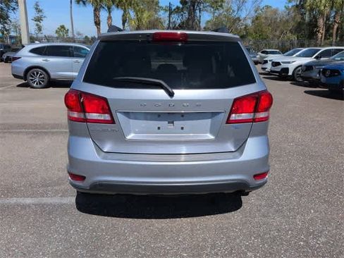Used 2019 Dodge Journey SE w/ Blacktop Package image 7