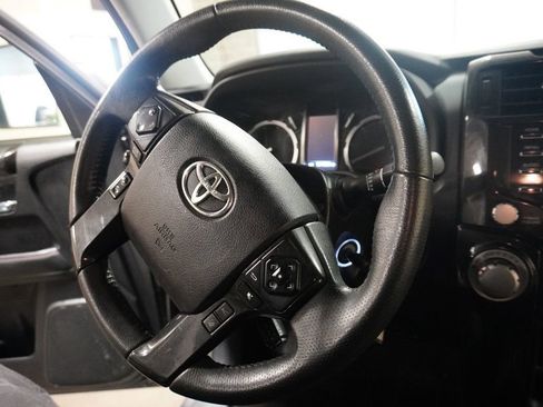 Used 2020 Toyota 4Runner TRD Off-Road image 14