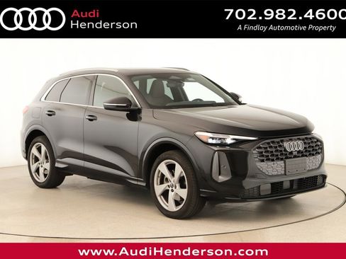 Certified 2025 Audi Q5 Prestige image 1