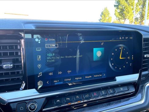 Used 2022 Chevrolet Silverado 1500 LTZ w/ LTZ Premium Package image 23