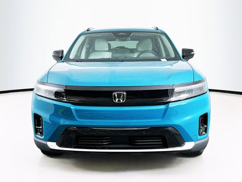 Used 2025 Honda Prologue Touring image 2