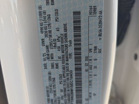 Used 2025 Ford F250 King Ranch w/ Tremor Off-Road Package image 32