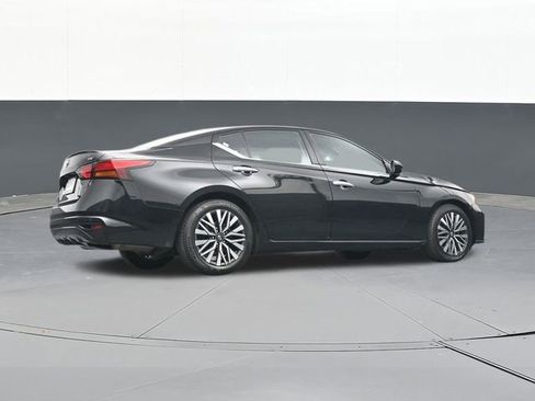 Used 2024 Nissan Altima 2.5 SV image 49