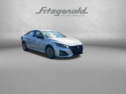 Used 2025 Nissan Altima 2.5 SV