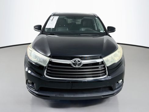 Used 2015 Toyota Highlander XLE AWD/4WD image 2