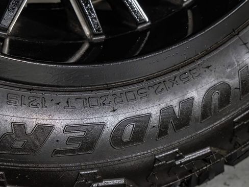 Used 2022 RAM 2500 Tradesman w/ Chrome Appearance Group image 56