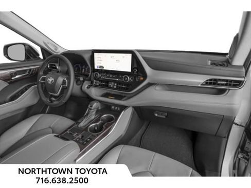 New 2026 Toyota Highlander Platinum image 16