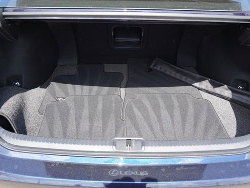 Used 2024 Lexus ES 350 w/ Premium Package image 34