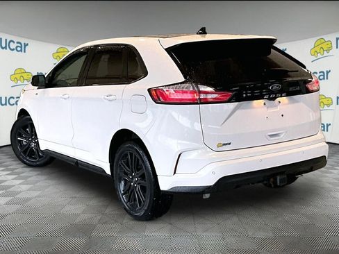 Used 2022 Ford Edge ST-Line w/ Class II Trailer Tow Package image 4