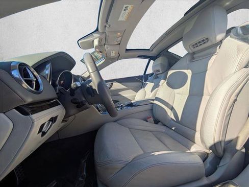 Used 2013 Mercedes-Benz SL 550 image 12