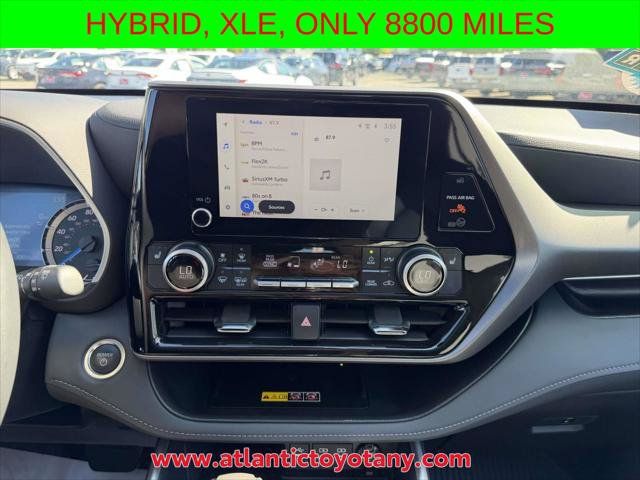 Certified 2026 Toyota Highlander XLE AWD/4WD image 28