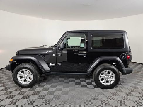 Used 2021 Jeep Wrangler Islander image 6
