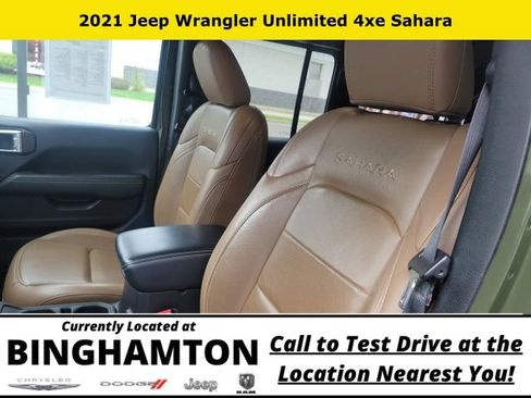 Used 2021 Jeep Wrangler Unlimited Sahara w/ Dual Top Group AWD/4WD image 9