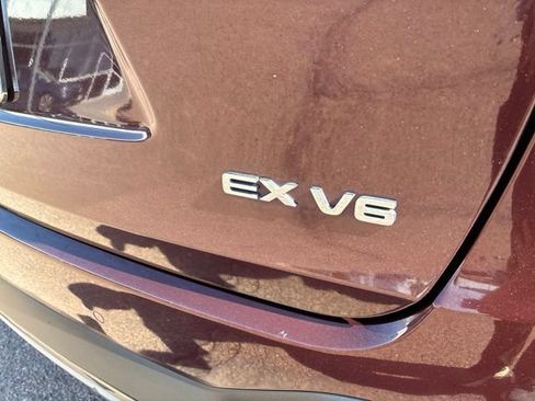 Used 2017 Kia Sorento EX w/ EX V6 Premium Package AWD/4WD image 14