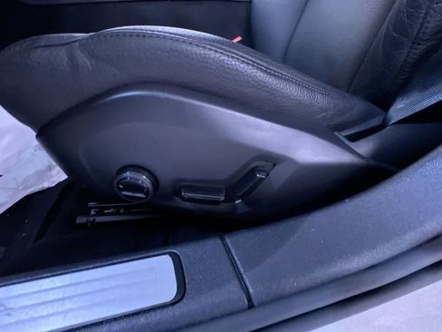 Used 2025 Volvo V60 B5 Cross Country Plus image 13